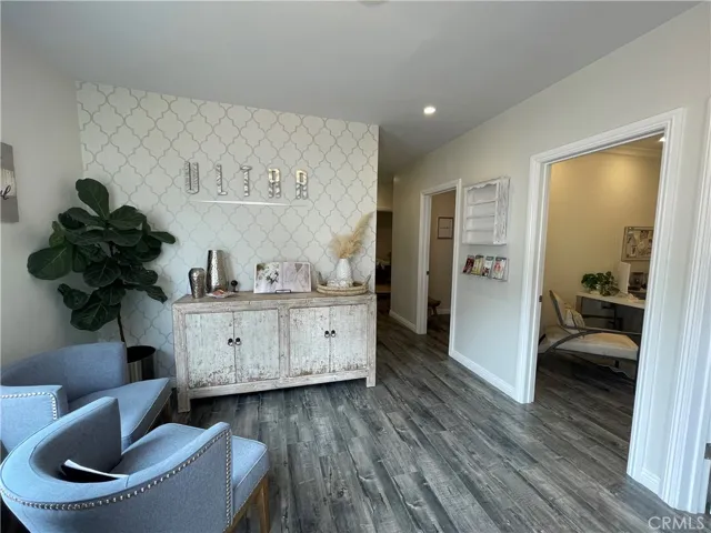 7561 Center Avenue 22, Huntington Beach, California 92647