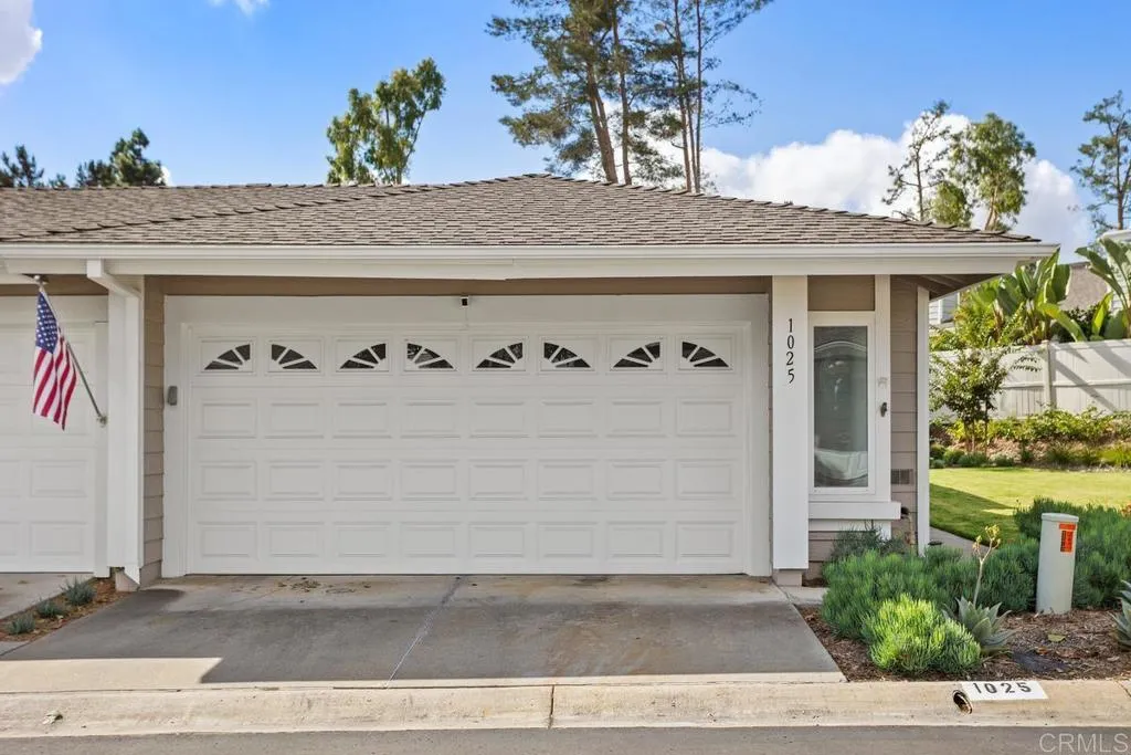 1025 Brewley Lane, Vista, California 92081 home-pic-0