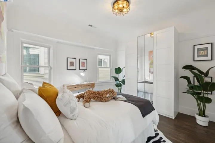 1066 28th Street, Oakland, California 94608
