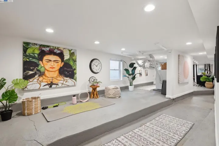 1066 28th Street, Oakland, California 94608