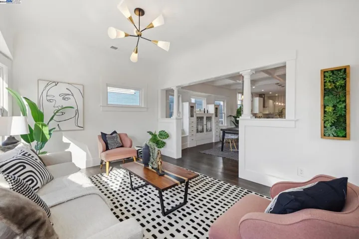 1066 28th Street, Oakland, California 94608