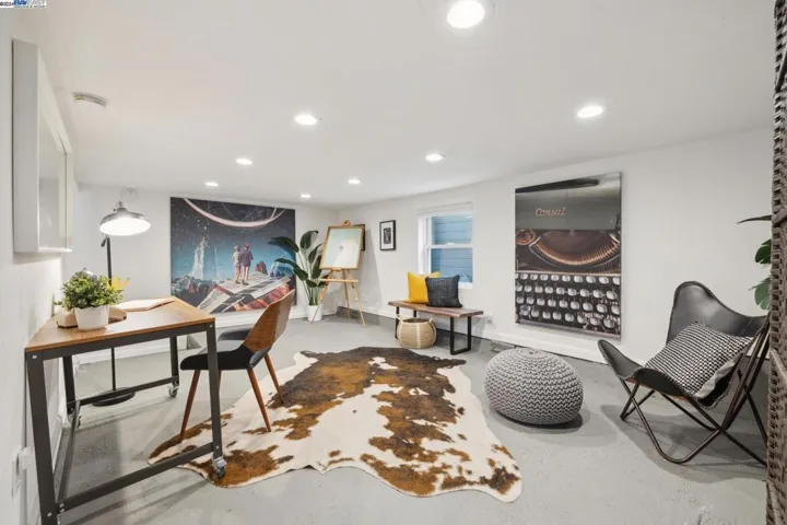 1066 28th Street, Oakland, California 94608