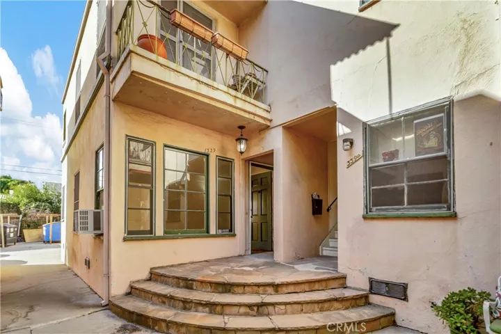 337 N Gardner Street, Los Angeles, California 90036