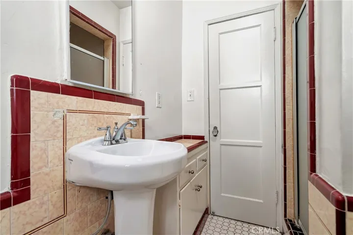 337 N Gardner Street, Los Angeles, California 90036