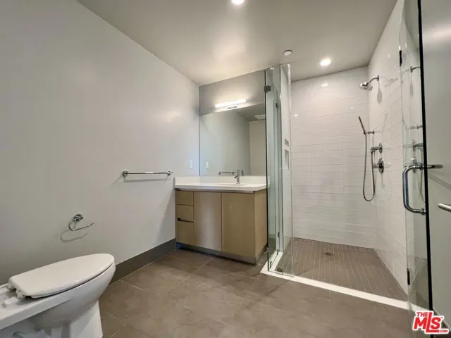 8017 W Norton Avenue 401, West Hollywood, California 90046