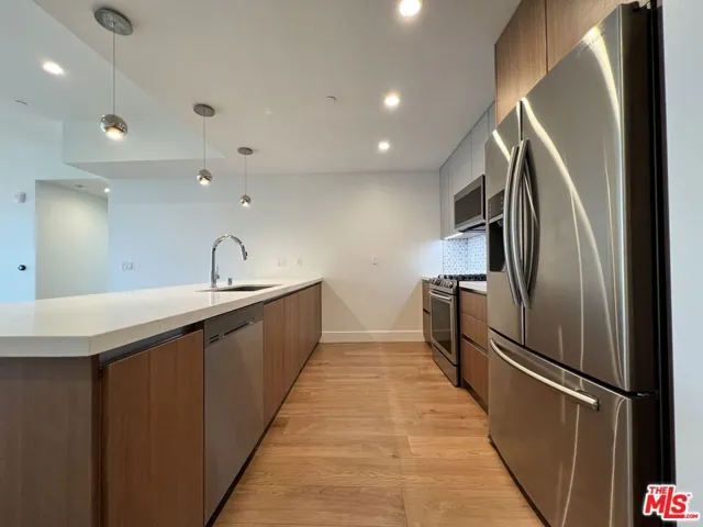 8017 W Norton Avenue 401, West Hollywood, California 90046