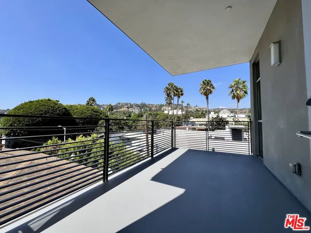 8017 W Norton Avenue 401, West Hollywood, California 90046