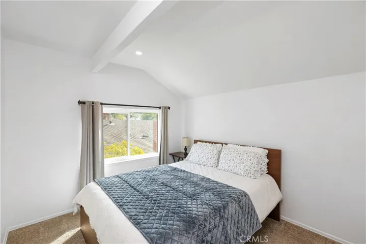 22752 Via Octavo, Mission Viejo, California 92691