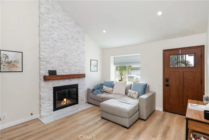 22752 Via Octavo, Mission Viejo, California 92691