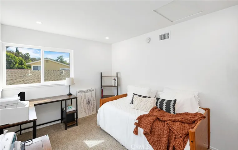 22752 Via Octavo, Mission Viejo, California 92691