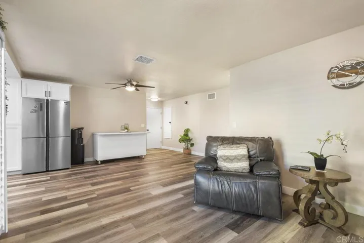 8968 Ridgeton Lane, Lakeside, California 92040
