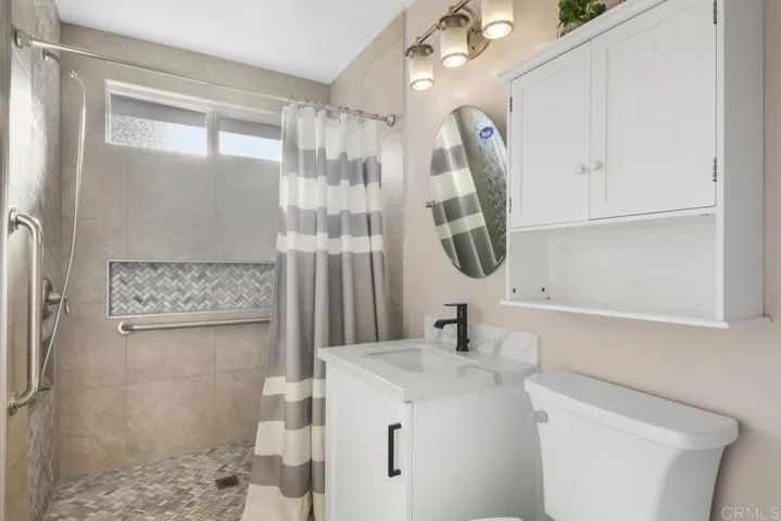 8968 Ridgeton Lane, Lakeside, California 92040
