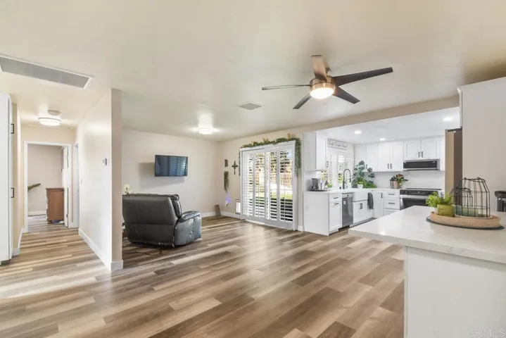 8968 Ridgeton Lane, Lakeside, California 92040