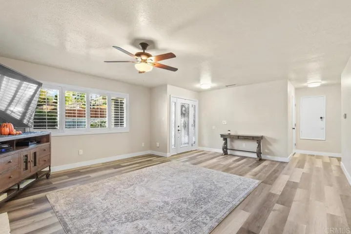 8968 Ridgeton Lane, Lakeside, California 92040