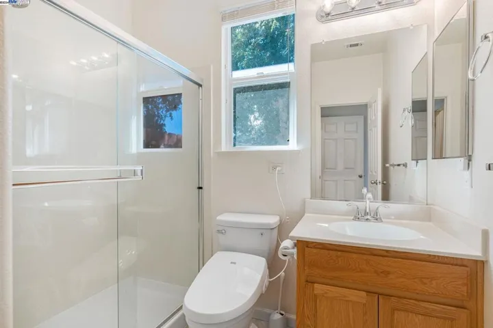 814 Donovan Street, Manteca, California 95337