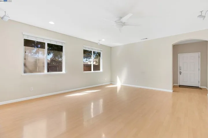 814 Donovan Street, Manteca, California 95337