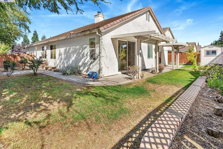 814 Donovan Street, Manteca, California 95337
