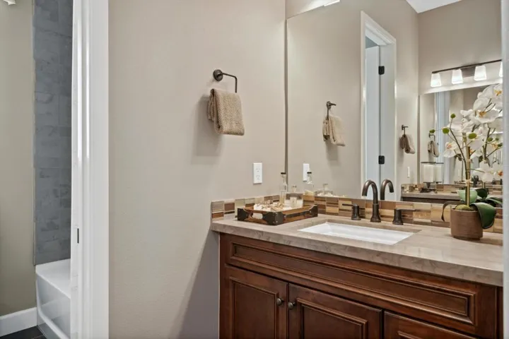 Guest BR Bath