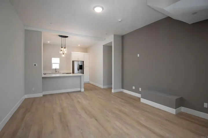 Label Open Floor Plan w/ Living Room and KitchenRe