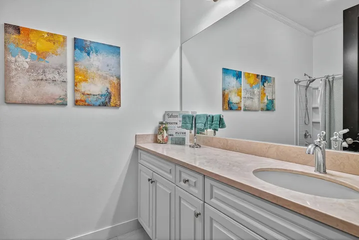 guest-bathroom-1