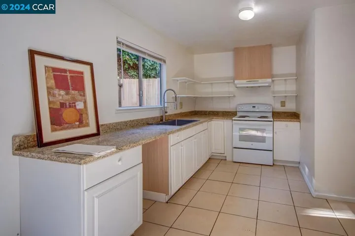 2205 L St, Antioch, California 94509