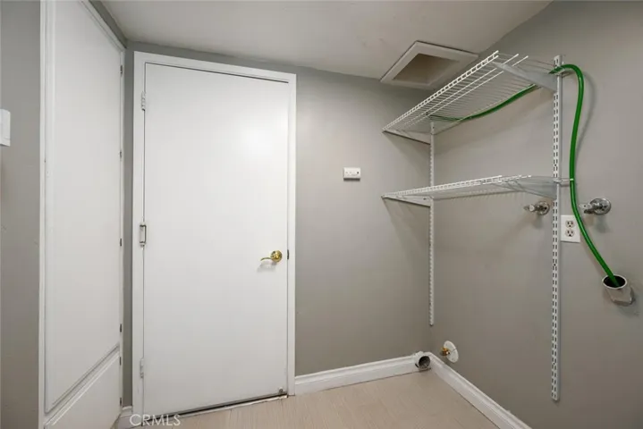 LAUNDRY RM