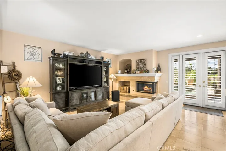 917 S Wildrose Lane, Anaheim Hills, California 92808