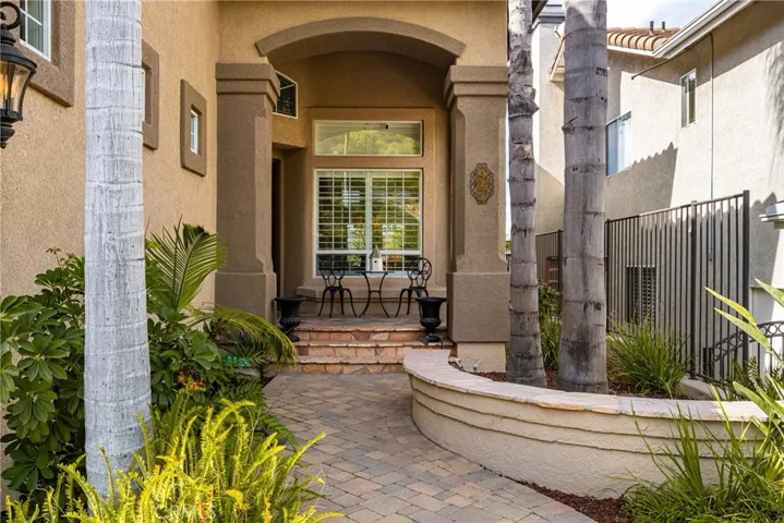 917 S Wildrose Lane, Anaheim Hills, California 92808