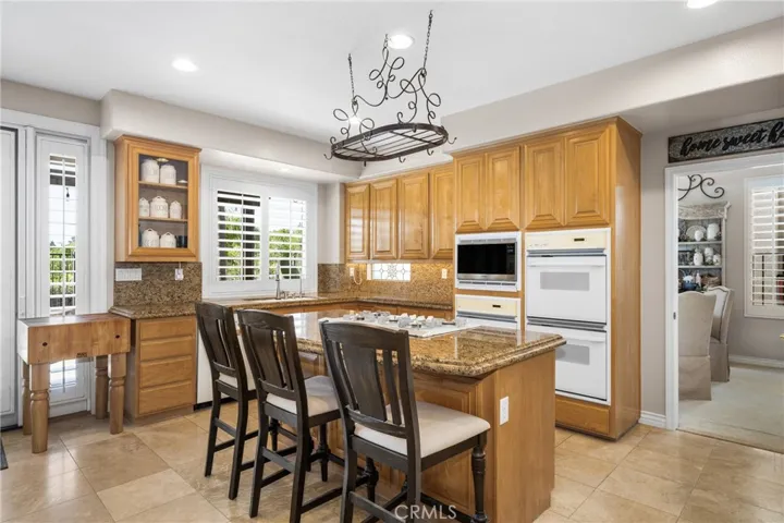 917 S Wildrose Lane, Anaheim Hills, California 92808