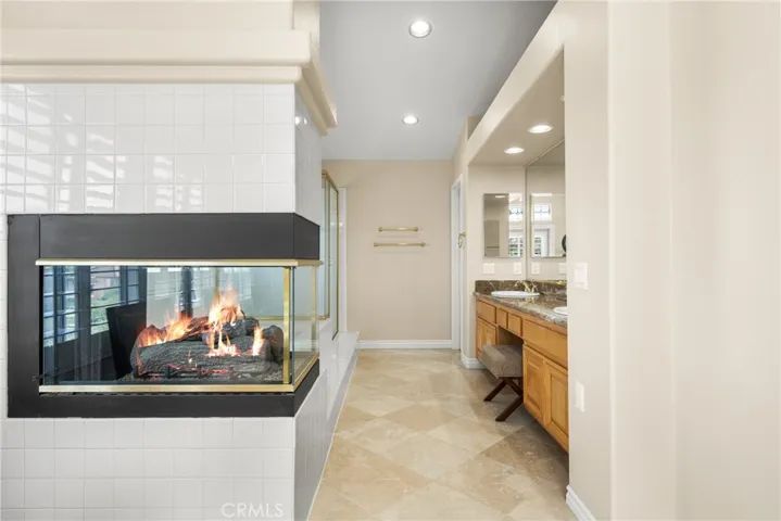 917 S Wildrose Lane, Anaheim Hills, California 92808