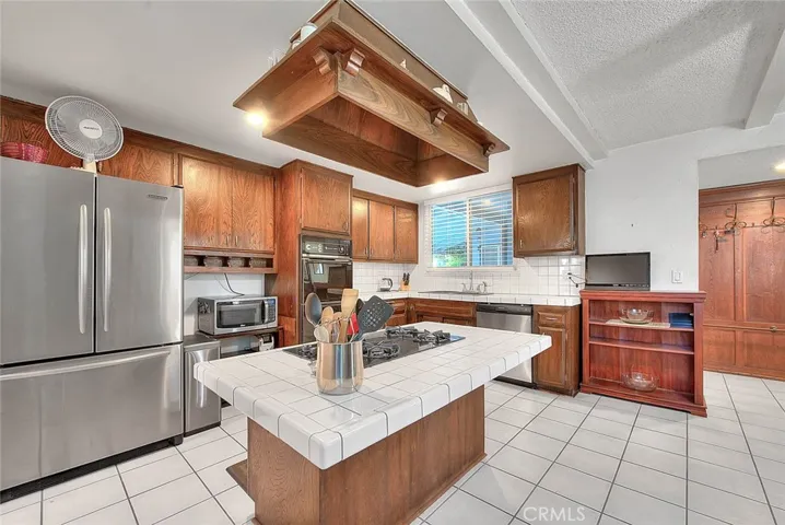 1135 Lockhaven Drive, Brea, California 92821