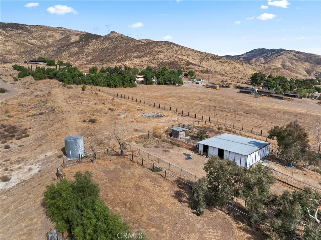 35640 Dormer Road, Agua Dulce, California 91390 home-pic-61