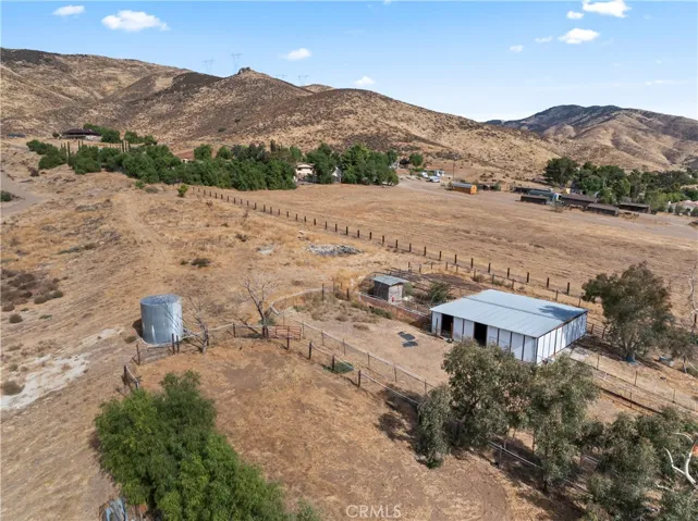 35640 Dormer Road, Agua Dulce, California 91390
