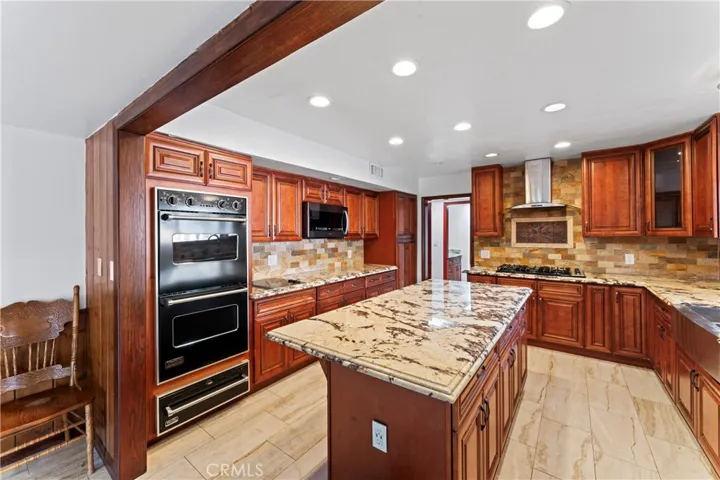 35640 Dormer Road, Agua Dulce, California 91390