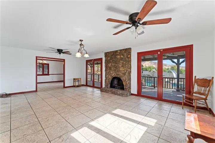 35640 Dormer Road, Agua Dulce, California 91390