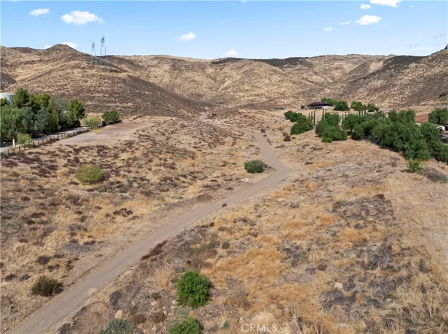 35640 Dormer Road, Agua Dulce, California 91390