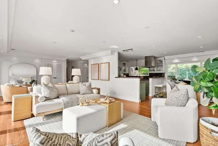 2800 San Ardo Way, Belmont, California 94002