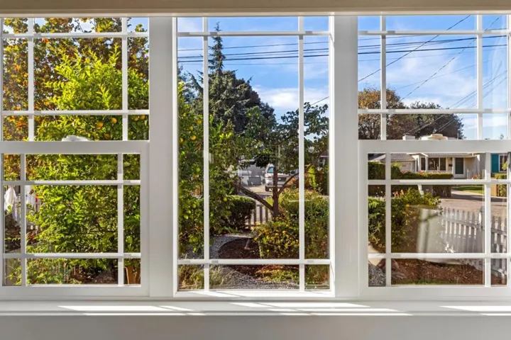 784 8th Avenue, Redwood City, California 94063