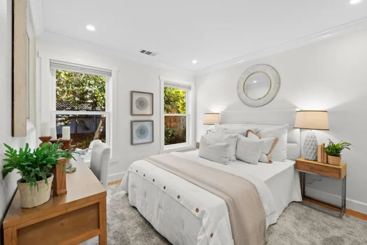 784 8th Avenue, Redwood City, California 94063
