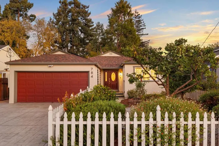 784 8th Avenue, Redwood City, California 94063