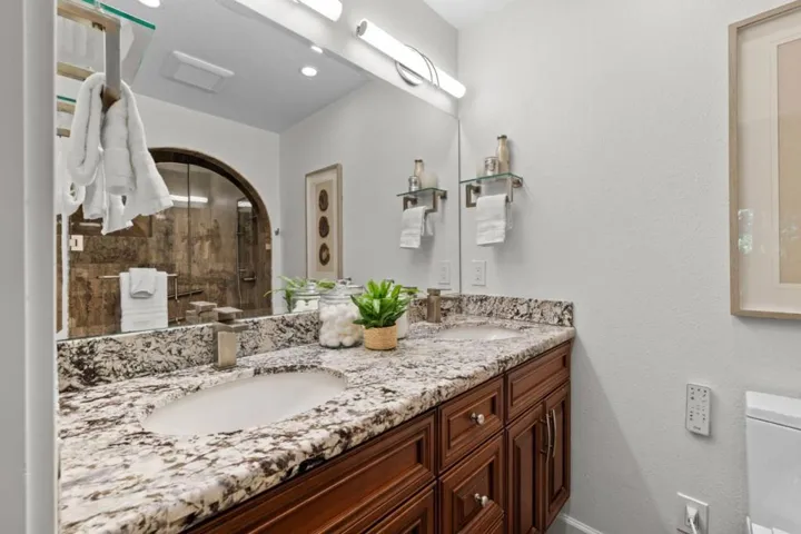 784 8th Avenue, Redwood City, California 94063