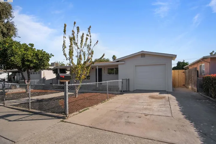 2512 Garvey Ave, Modesto, California 95350