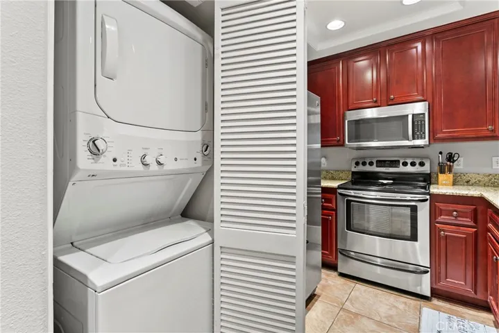 2960 Champion Way 913, Tustin, California 92782