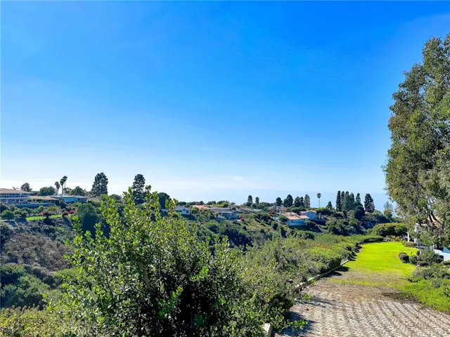 6542 Ocean Crest Drive C103, Rancho Palos Verdes, California 90275