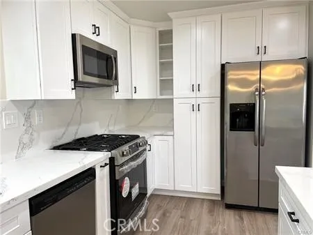 3421 Rowena Drive, Rossmoor, California 90720