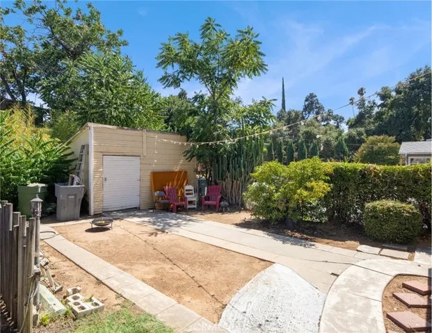 305 W Olive Avenue, Redlands, California 92373