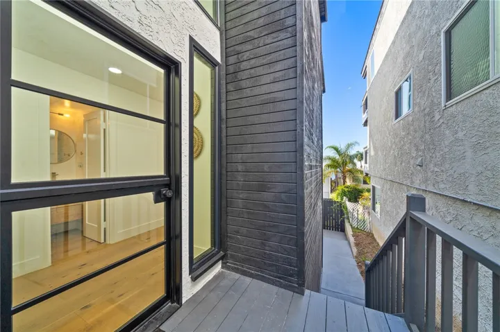 875 Santa Ana Street, Laguna Beach, California 92651