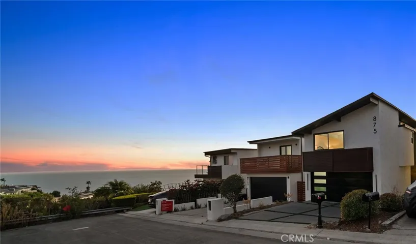 875 Santa Ana Street, Laguna Beach, California 92651