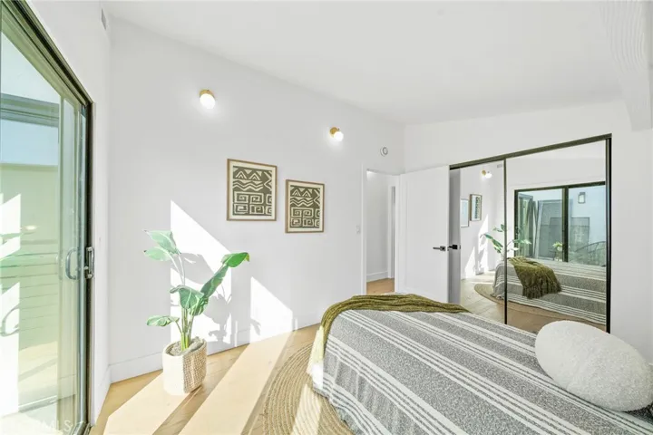 875 Santa Ana Street, Laguna Beach, California 92651