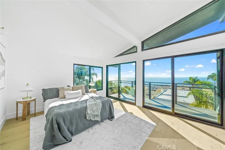 875 Santa Ana Street, Laguna Beach, California 92651